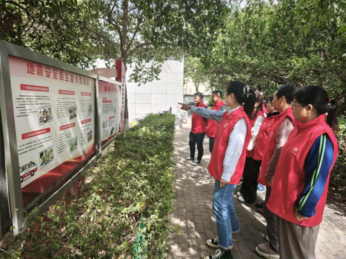 2025-05-16T06:55:21.png 2025-05-16T06:55:21.png