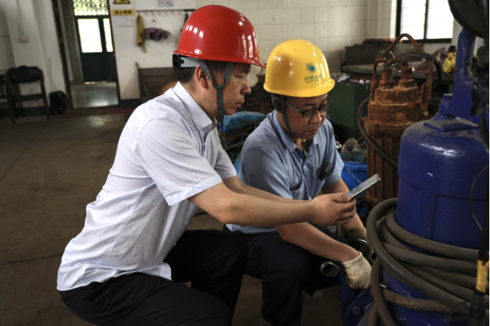 2025-05-16T06:56:05.png 2025-05-16T06:56:05.png