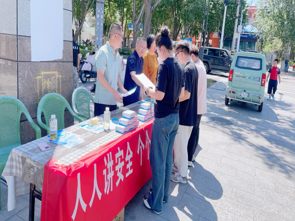 图片 1.png 图片 1.png