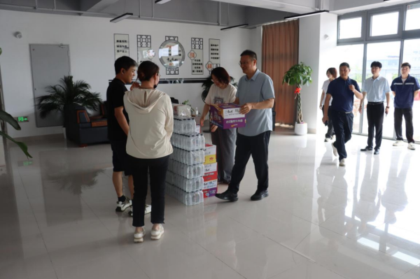 图片 4.png 图片 4.png