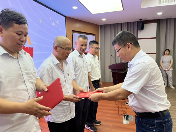 图片 3.png 图片 3.png