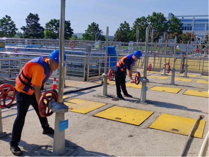 2025-07-24T02:18:04.png 2025-07-24T02:18:04.png