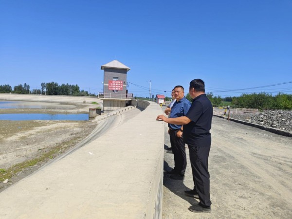 图片 2.jpg 图片 2.jpg