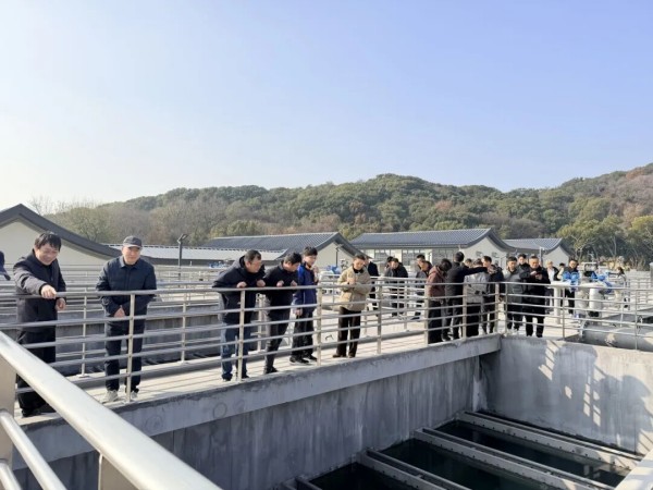 图片 4.jpg 图片 4.jpg