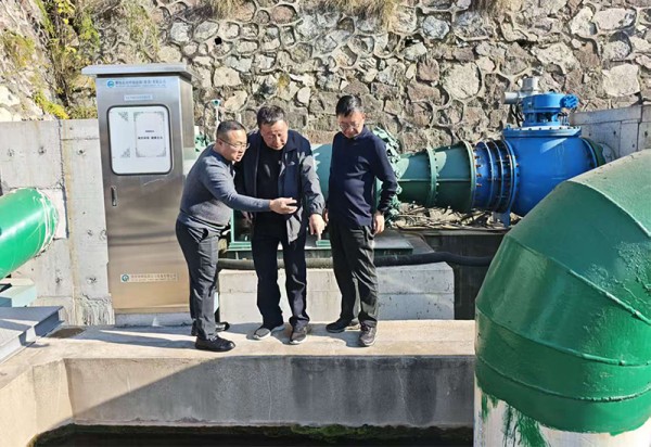 图片 1.jpg 图片 1.jpg