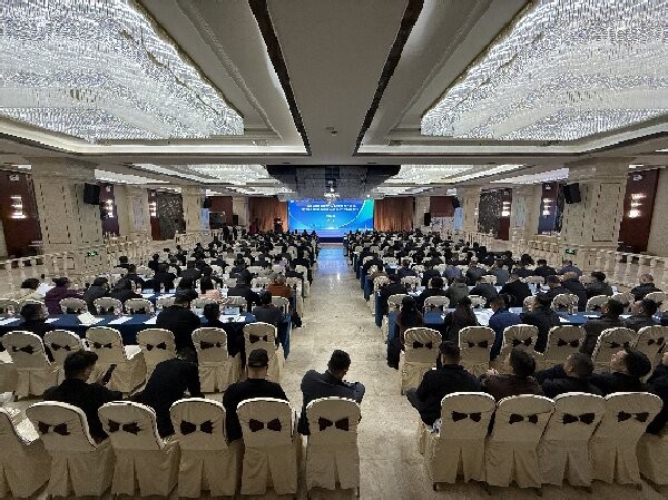 图片 1.jpg 图片 1.jpg